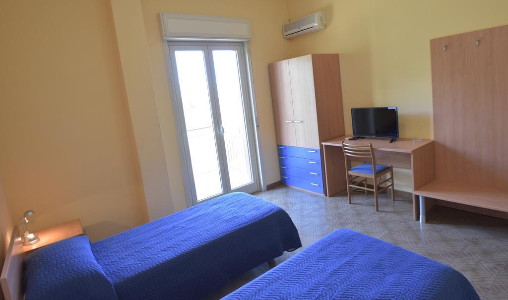 Dependance La Mouette Hotel Termini Imerese Exterior photo